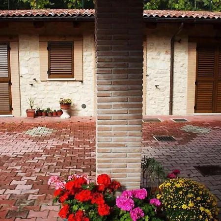 Alloggio per agriturismo Monti Sibillini Camperato